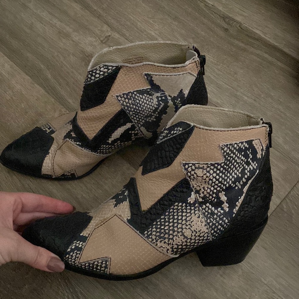 Fun MATISSE x Amuse Society booties